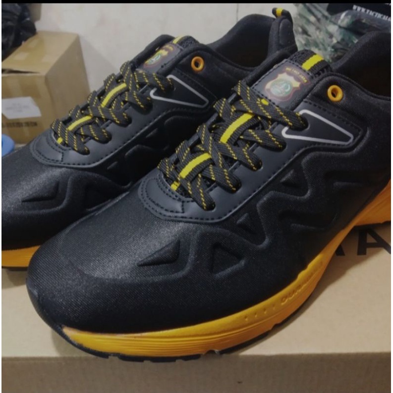 Sepatu Olahraga ALRI Polisi