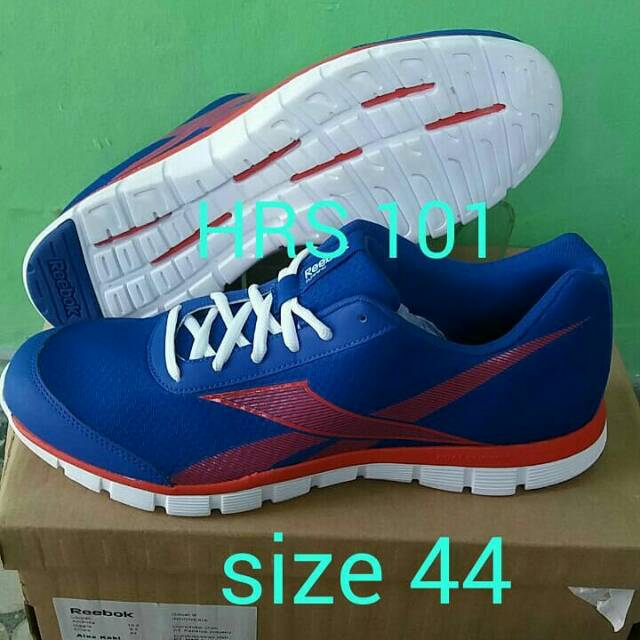 SEPATU REEBOK PROHUNT SIZE 44