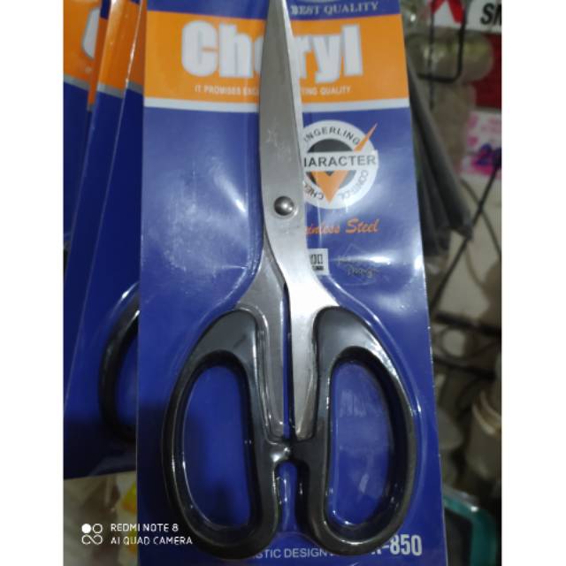 

Gunting ukuran sedang