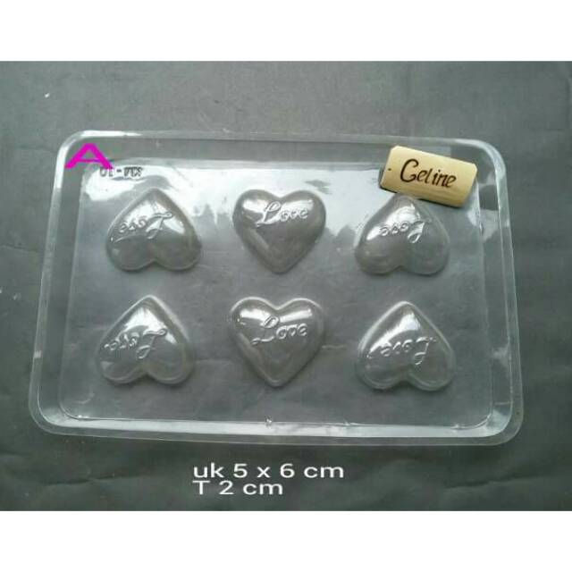 Cetakan coklat mika hati