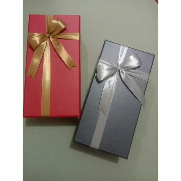 

kotak kado/gift box/hard box 25x12x6cm