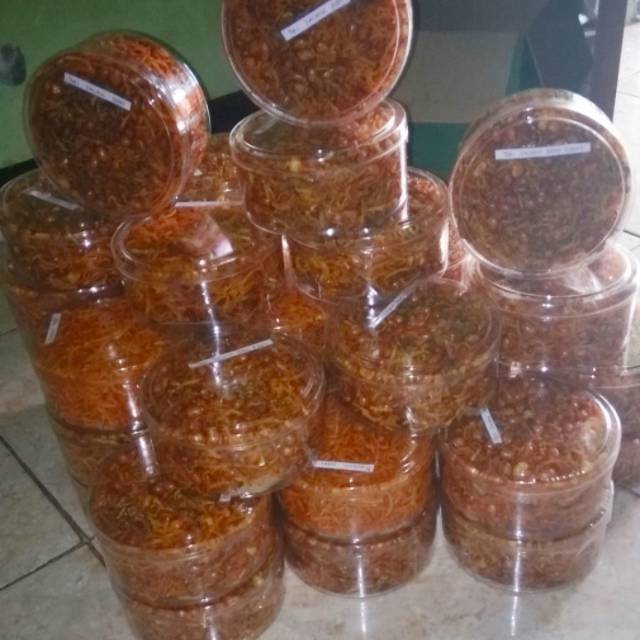 

Keripik kentang mustofa/kacang
