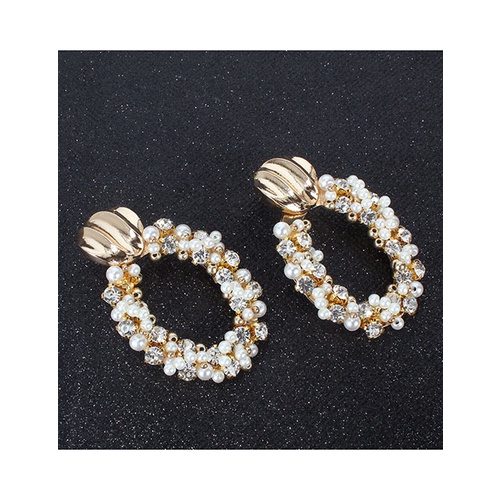 LRC Anting Tusuk Fashion Golden Pearl Oval Hand-set Diamond Alloy Earrings K01074