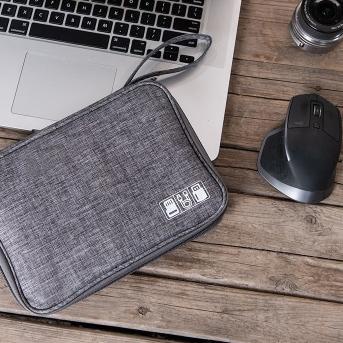 Slim Digital Accessories Travel Bag / Tas penyimpanan aksesoris digital