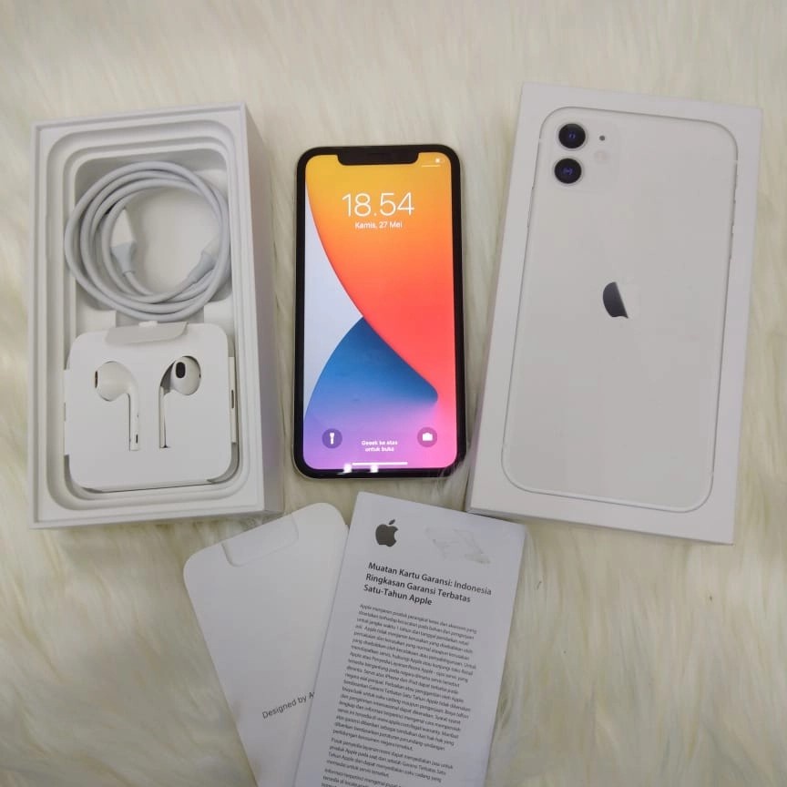 HP Second iPhone 11 64GB White ex Resmi iBox Fullset Original