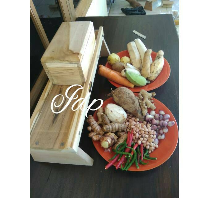 alat pengiris keripik ukuran sedang gratis pisau gelombang