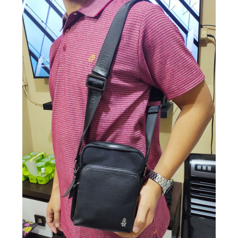 READY, TAS SLING BAG COWOK ORI HUSH PUPPIES, SALEE