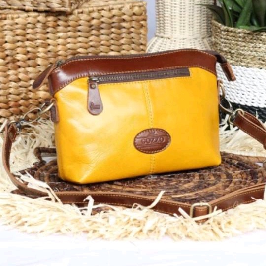 NEW !! TAS SELEMPANG WANITA KULIT ASLI FERRO COK.TUA/ FREE GRAVIR NAMA KAMU DI GANTUNGAN TAS