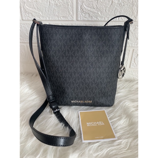 Preloved Michael Kors Small Kimberly Signature Bucket Messenger Bag - Tas Mk