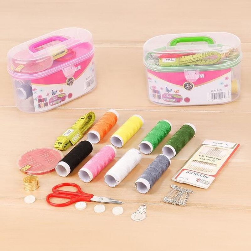 Peralatan jahit lengkap/Mini sewing kit / Peralatan menjahit