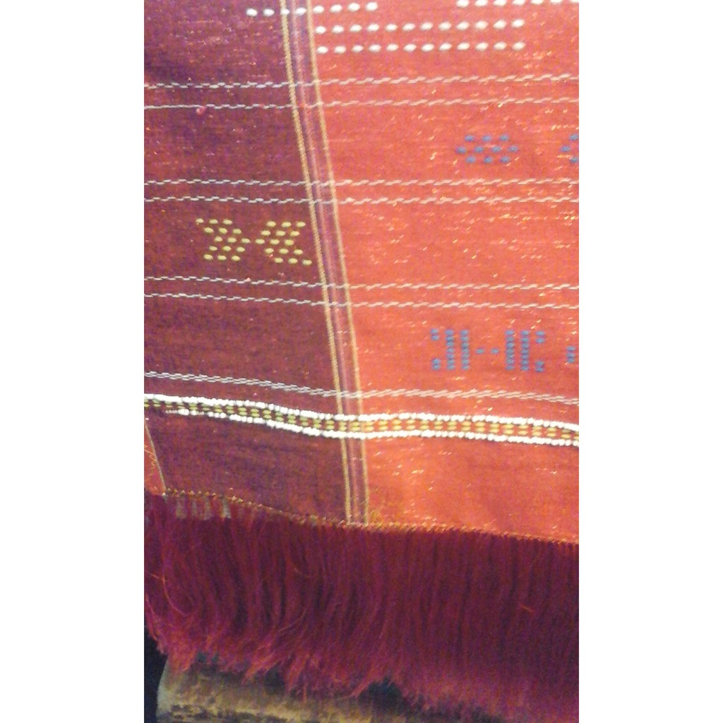 Ulos Batak Sidua Mata merah