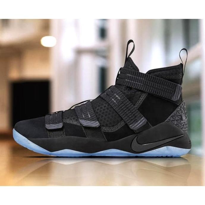 Sepatu Basket Nike Lebron James Soldier 11 Black Premium Original