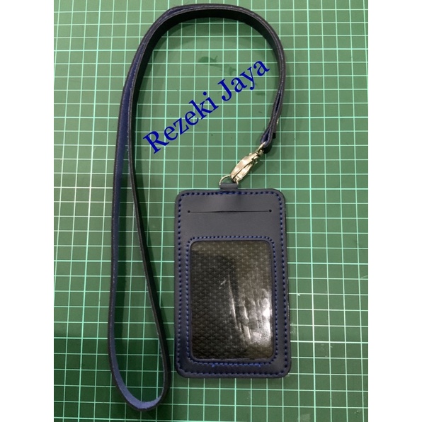 

NAME TAG ID CARD HOLDER TALI KULIT BIRU TUA DOFF 4 SLOT CARD