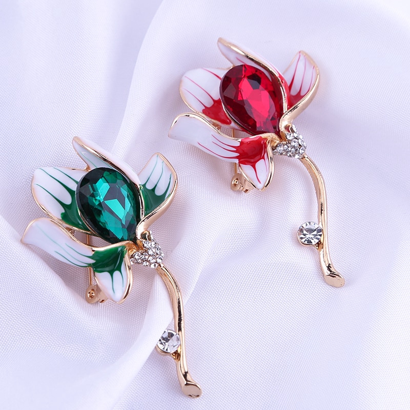 Bros Pin Enamel Bentuk Bunga Lily Warna Hijau Untuk Wanita