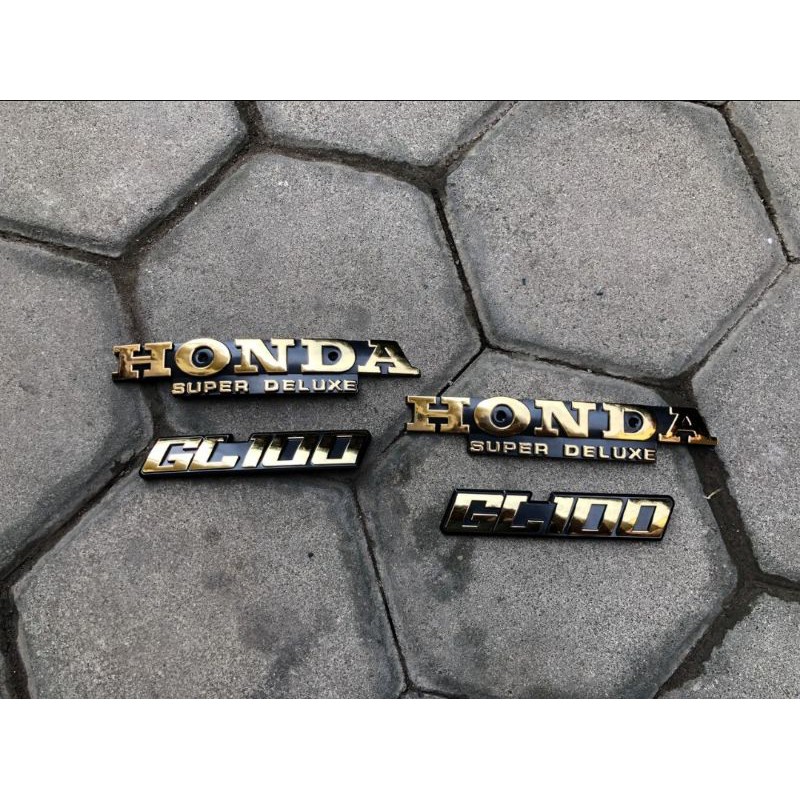 Emblem Tangki honda GL100 dan emblem tepong box aki tepong GL100