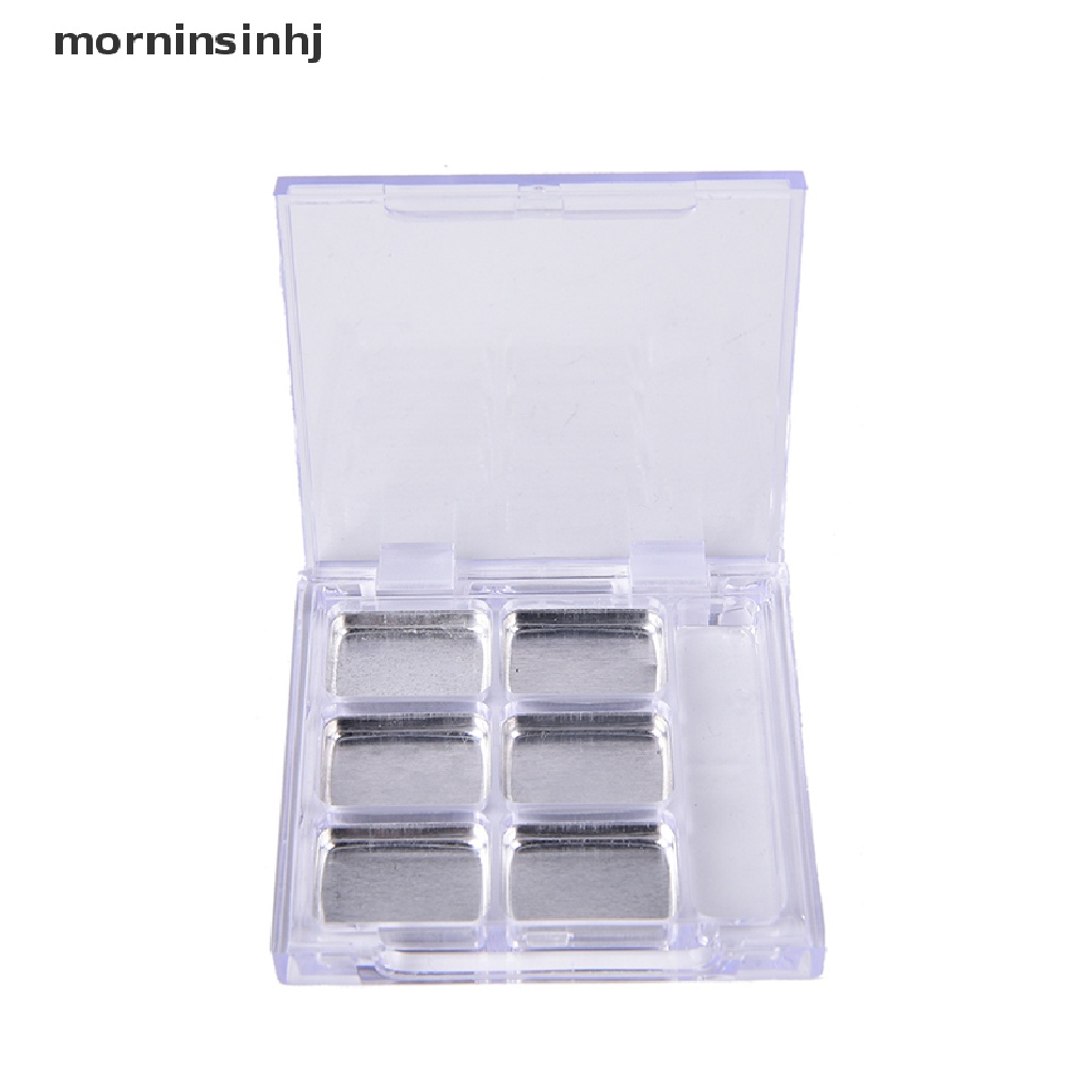 Mornin Kotak Kosong 4 Sekat Untuk Eyeshadow / Lipstick / Bedak