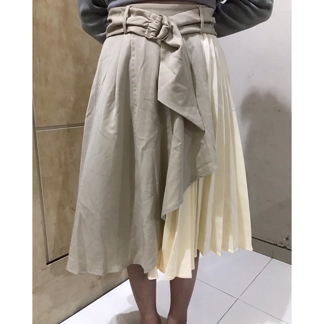 Rok Coklat Susu Plisket Krem ala Korea Look