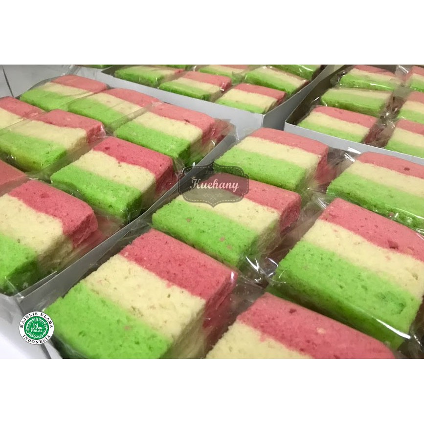 

Bolu Pelangi / Rainbow Cake / Bolu Kukus Pelangi