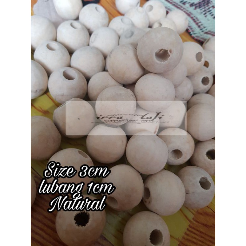 Manik kayu natural size 3cm