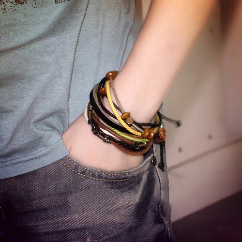 Hu Hu Hu Hu Hu Alat Bantu Pasang Kacamata♡ 1pc Gelang Tali Kulit Imitasi Multilayer Aksen Manik-Manik Untuk Unisex Charms