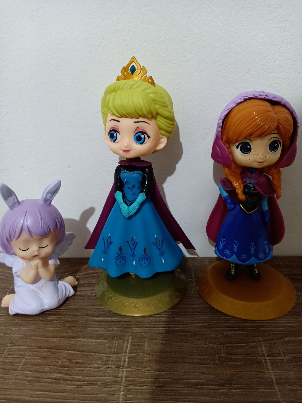Topper Kue Desain Princess Elsa Frozen Untuk Ulang Tahun