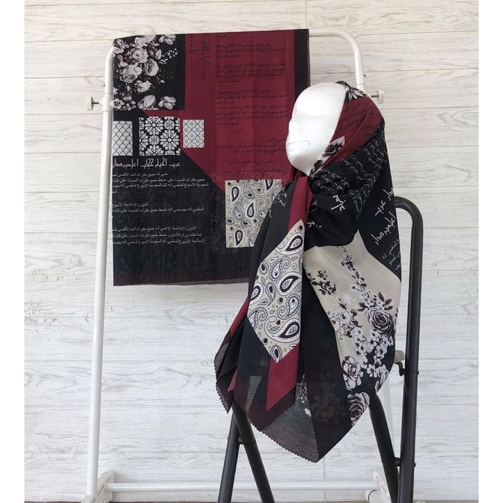 101 -150 KERUDUNG VOAL MOTIF SEGIEMPAT-113