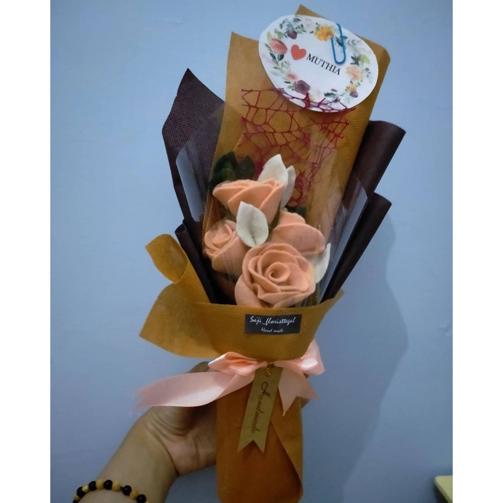 

Buket Bunga Coklat