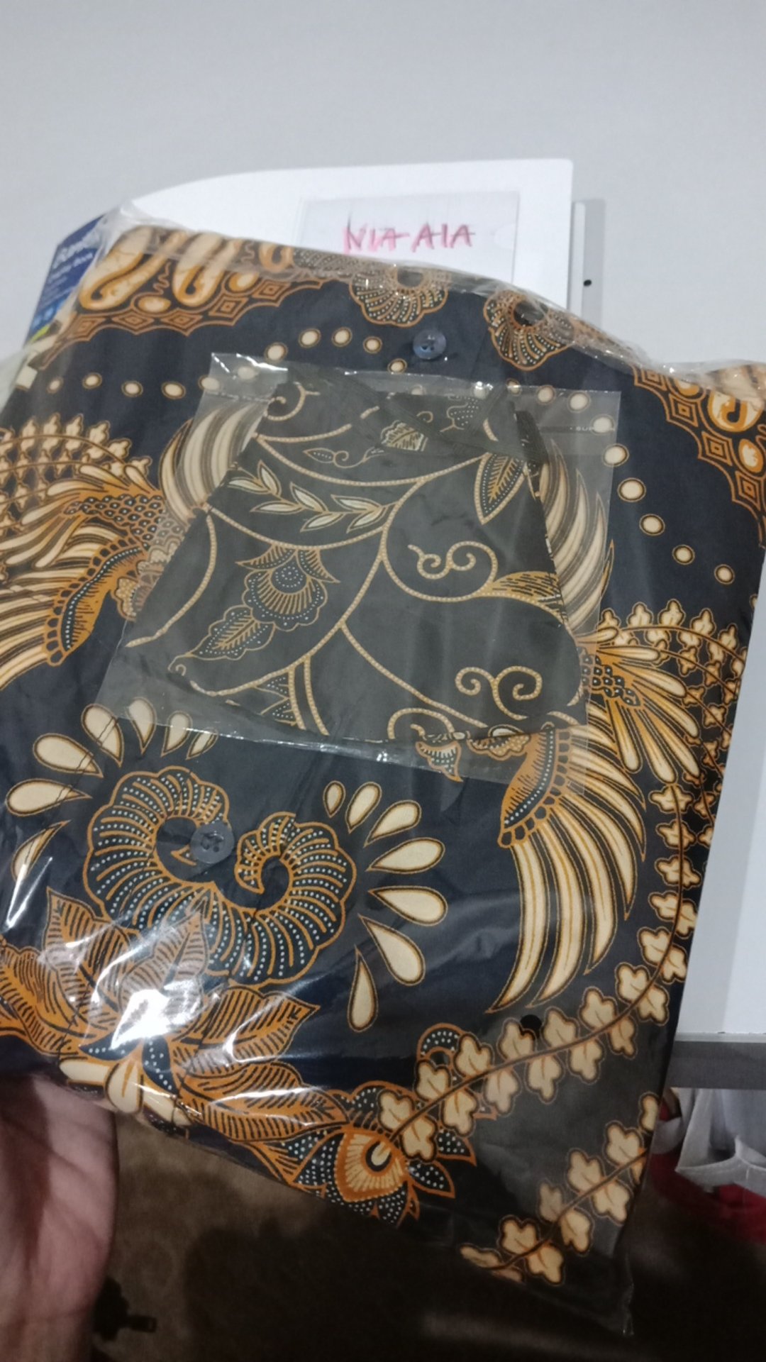 Aksa Aditya Anastasya Hem Pendek