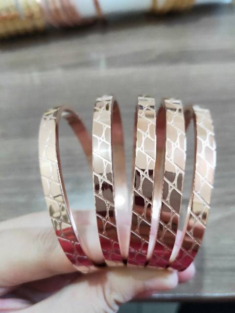 gelang impor wanita bahan titanium emas fashion promo ga luntur murah