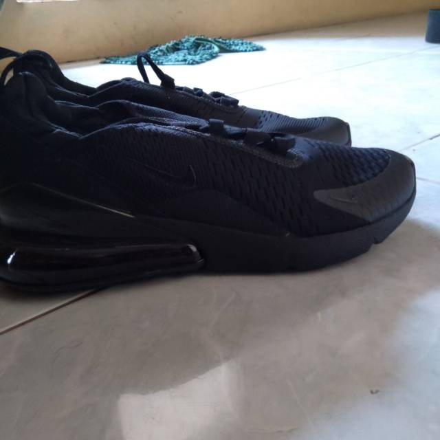 Nike air max270 black all black