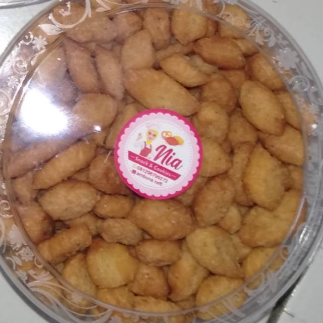 

Kue Biji ketapang renyah