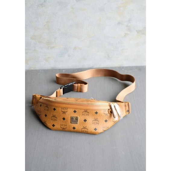 NEW ARRIVAL MCM Medium visetos fursten belt bag cognac( 38x14cm)