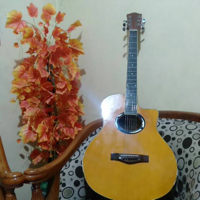 Gitar Yamaha Custom G525 Second
