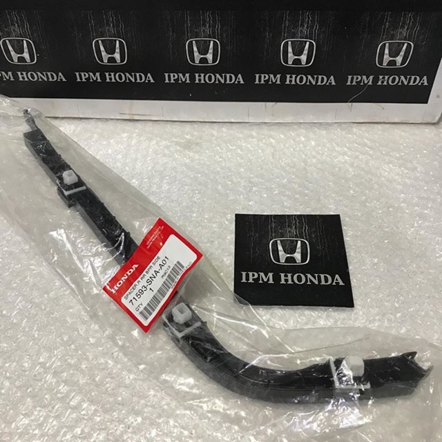 71593 / 71598 SNA Original Spacer Breket Bracket Bumper Bemper Belakang Kanan / Kiri Honda Civic FD FD1 FD2 2006 2007 2008 2009 2010 2011