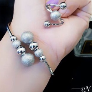 Titanium Set Gelang dan Cincin Wanita L7352