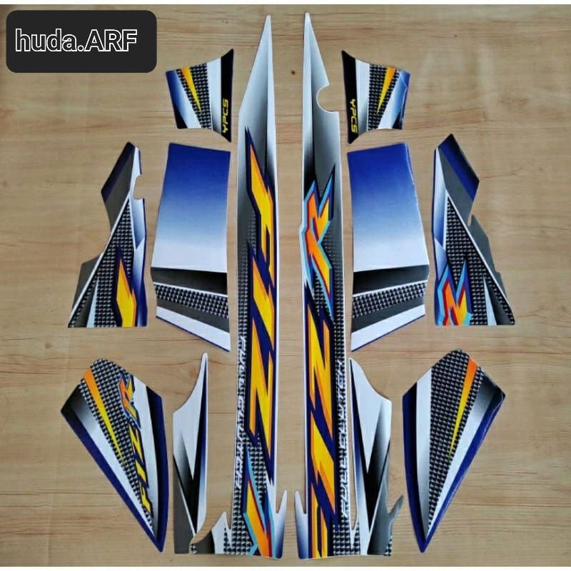 Striping standard/Ori Fiz R 2004 full clutch Striping Fiz R 2004