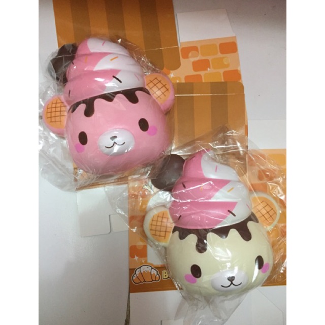 Squishy creamiicandy yummiibear head bakery bun jumbo big giant lisenced original slow soft rare