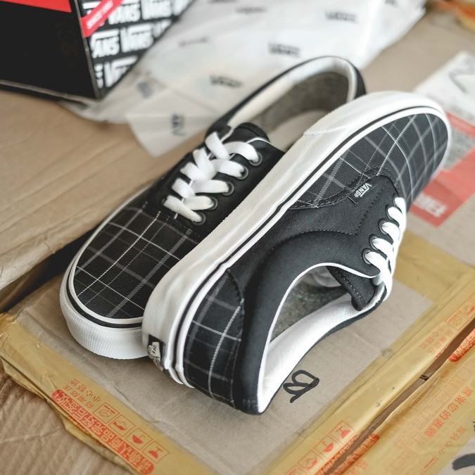 vans era woven plaid