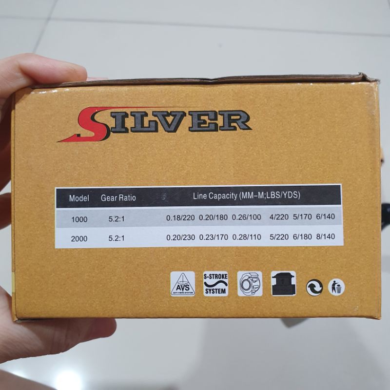 REEL SILVER TARANTULA 1000 2000