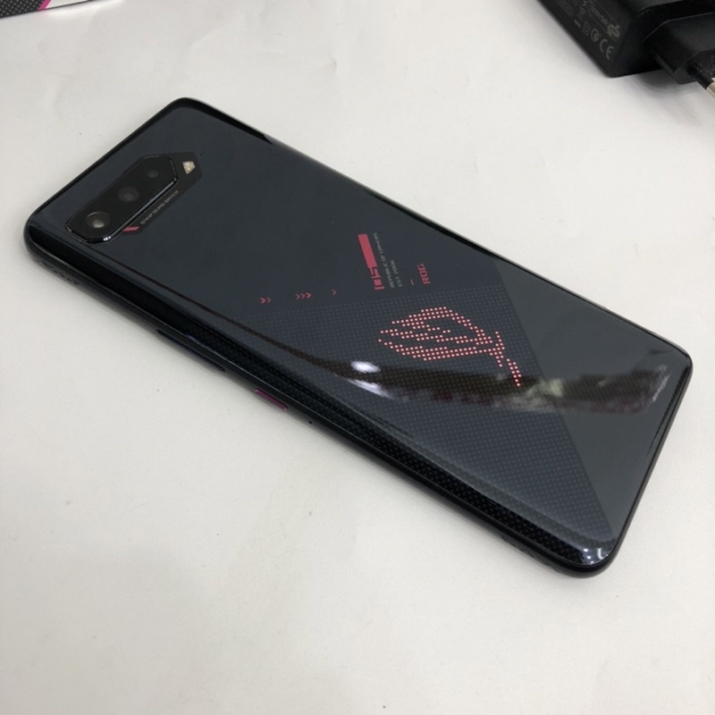 ASUS ROG PHONE 5S Resmi Tam