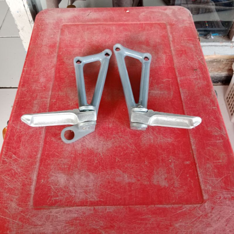 footstep posstep belakang ninja rr