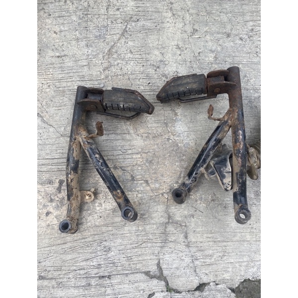 DUDUKAN STEP FOOTSTEP BELAKANG VARIO CW 110 LAMA