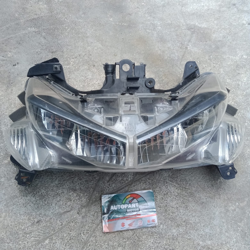 lampu depan Yamaha Aerox original copotan yamaha aerox
