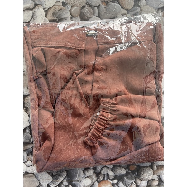 BIANA BLOUSE RAYON CRINCLE-Choco