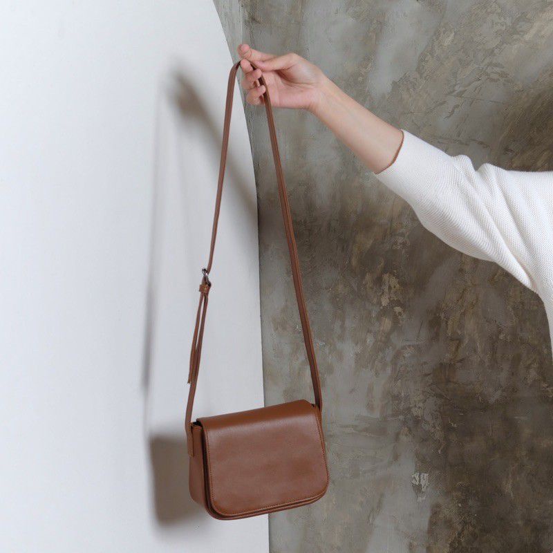 Monalis Sling bag