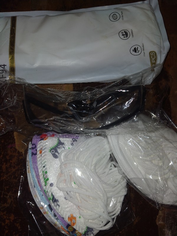 Safety Kacamata Stlyst Pelindung Debu Anti Balteri Dan Virus