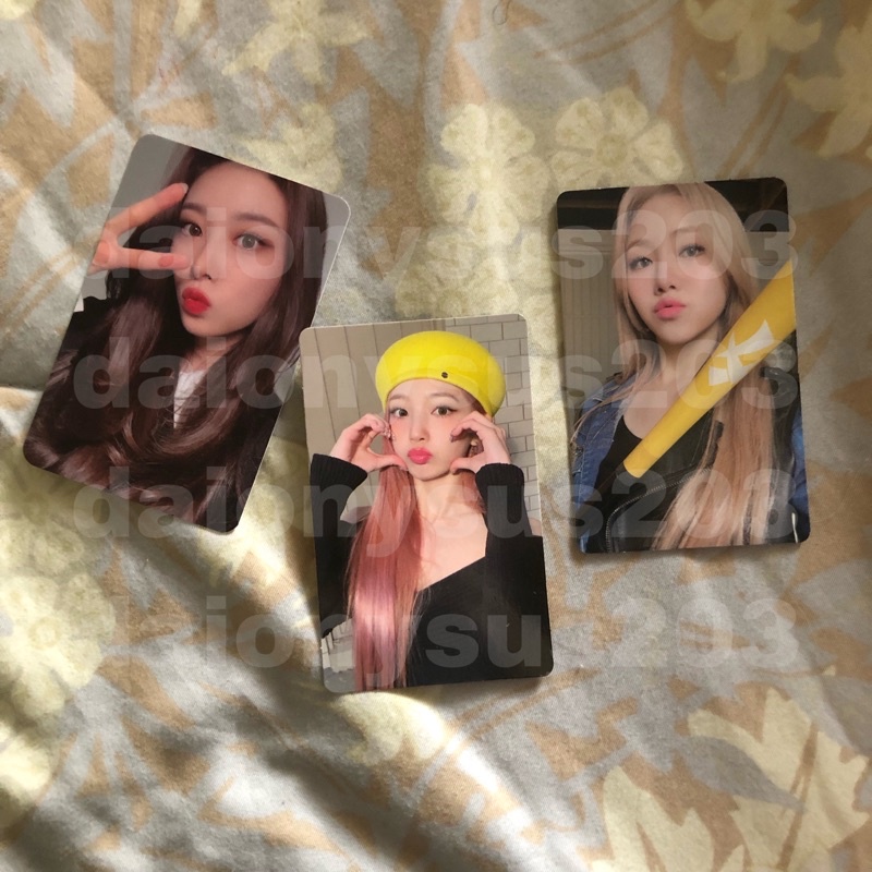 [READY STOCK] ROCKET PUNCH - YELLOW PUNCH PHOTOCARD