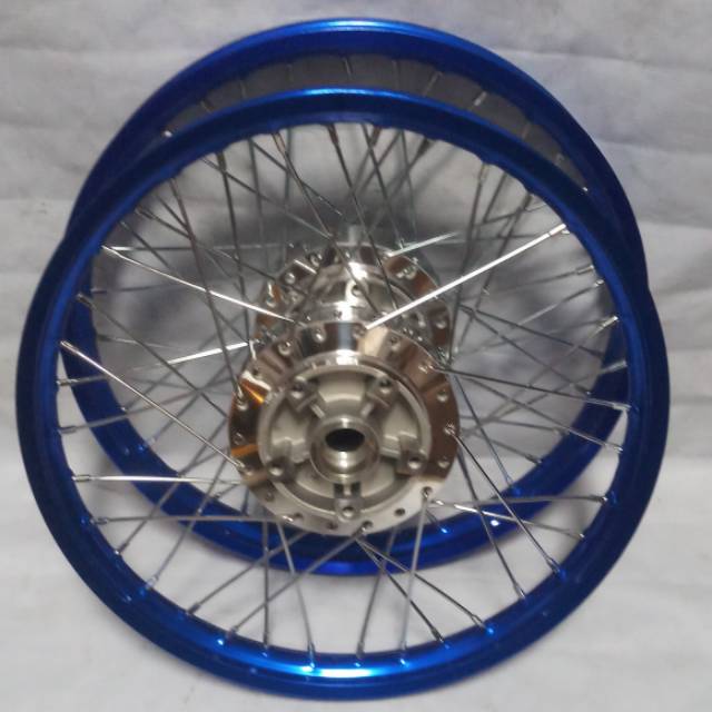 Velg paketan vixion new  dan vixion old jari jari crome