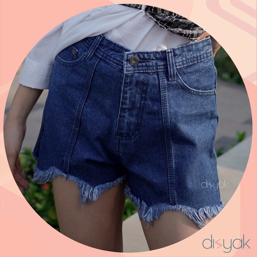 DISYAK - Hotpants Jeans Belah Tengah Bio Wash 1003-2003