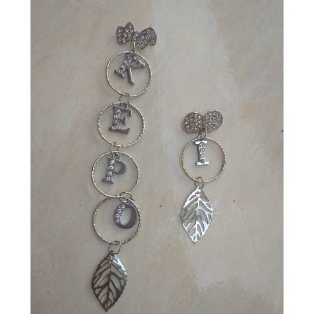 Bros dagu costum nama inisial huruf nikel charm alfabet ring lidi liontin import peniti hijab jilbab